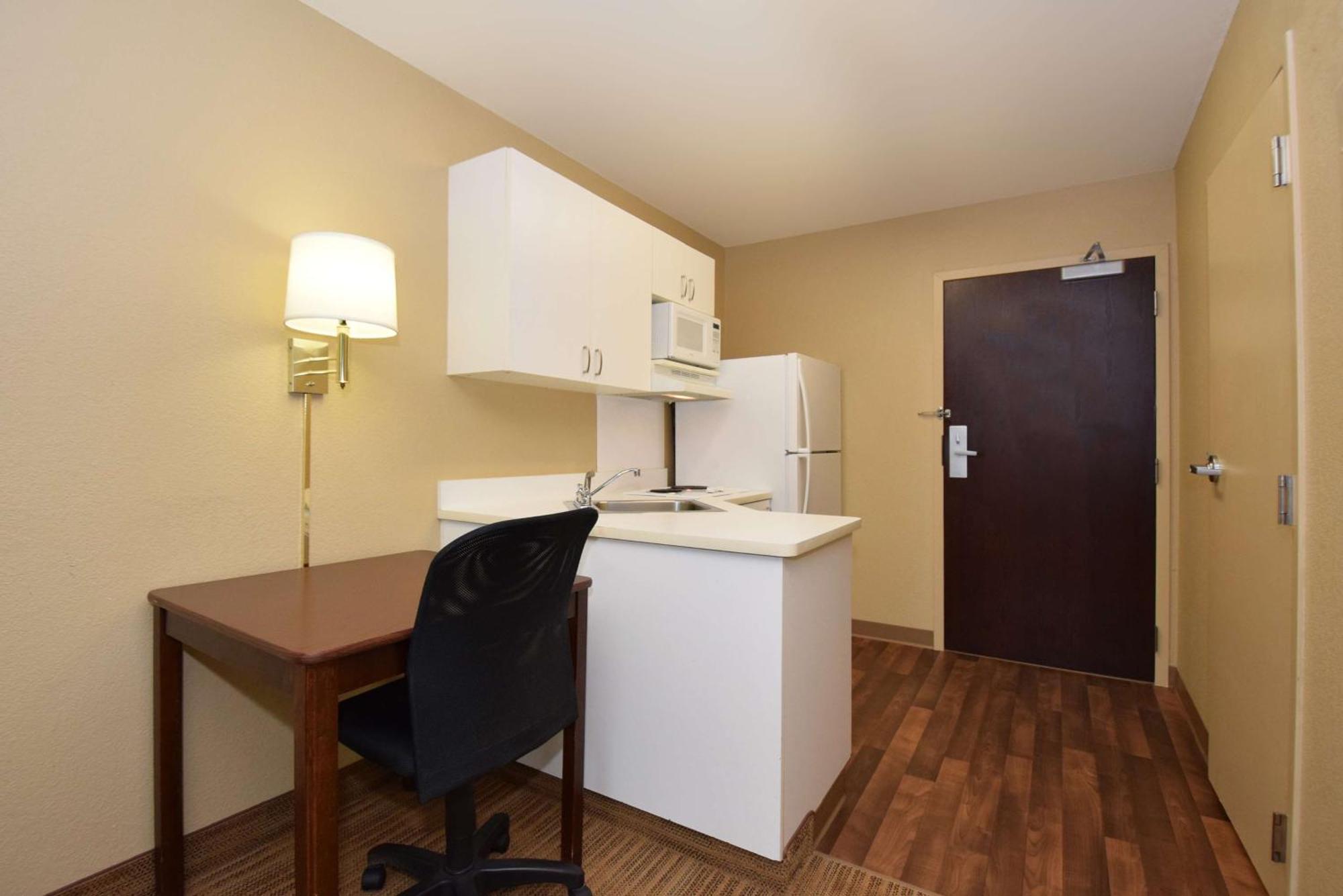 Extended Stay America Suites - Chicago - Buffalo Grove - Deerfield Riverwoods Exterior photo