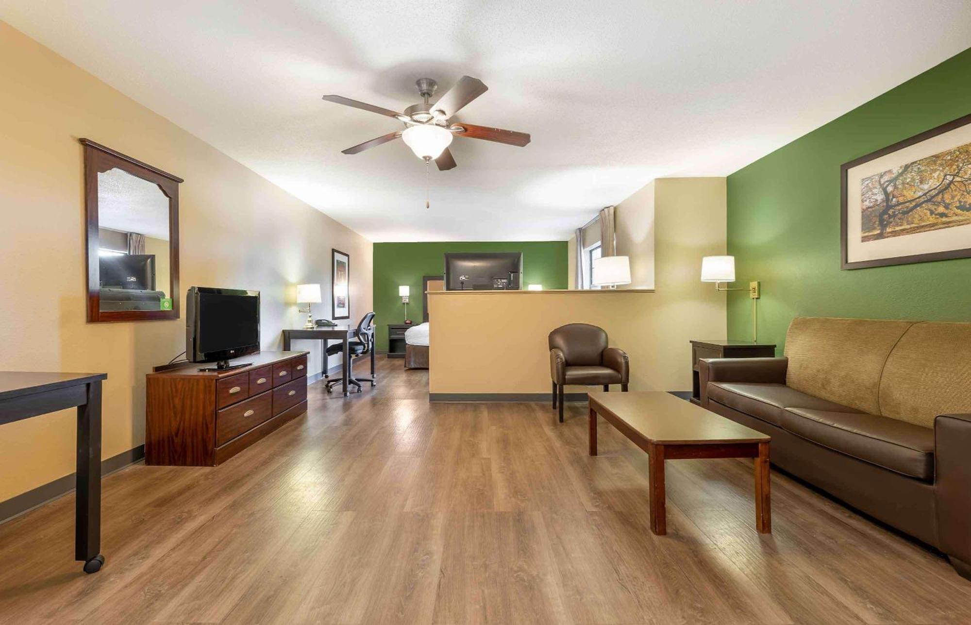 Extended Stay America Suites - Chicago - Buffalo Grove - Deerfield Riverwoods Exterior photo