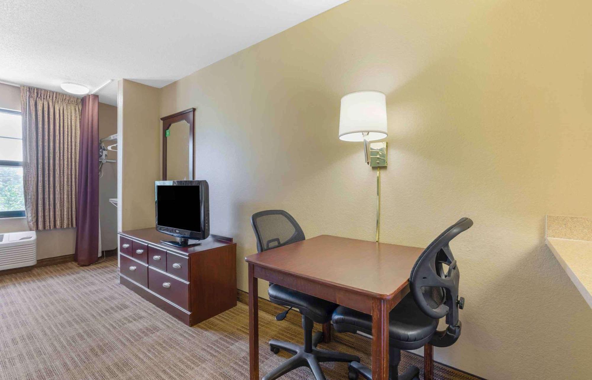 Extended Stay America Suites - Chicago - Buffalo Grove - Deerfield Riverwoods Exterior photo