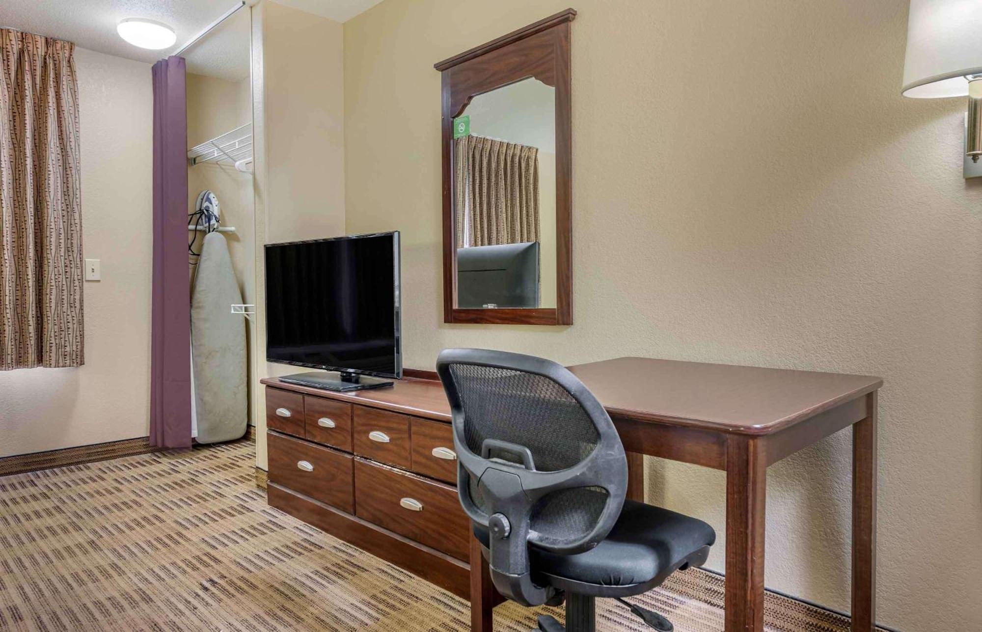 Extended Stay America Suites - Chicago - Buffalo Grove - Deerfield Riverwoods Exterior photo